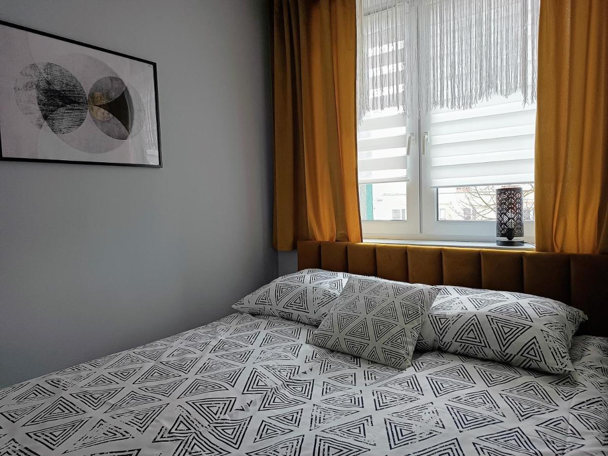 Bursztynowy Apartament Tarnowskie Gory Bagian luar foto